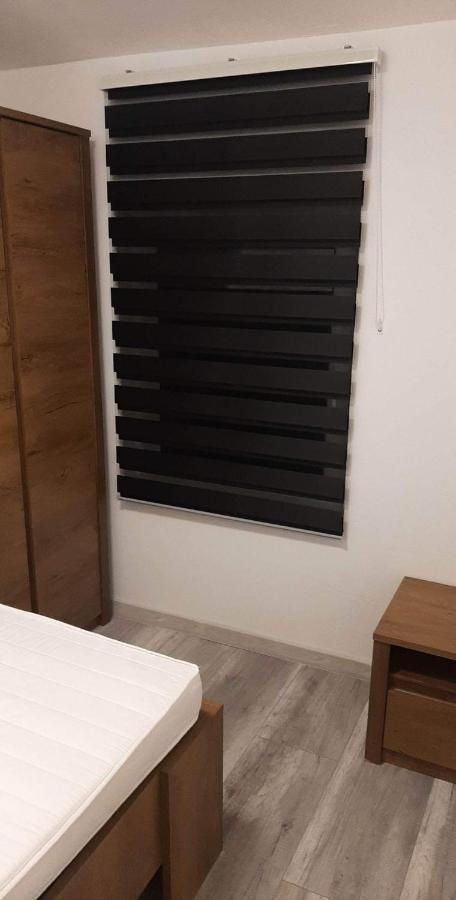 Apartman Kety Vir Exterior photo